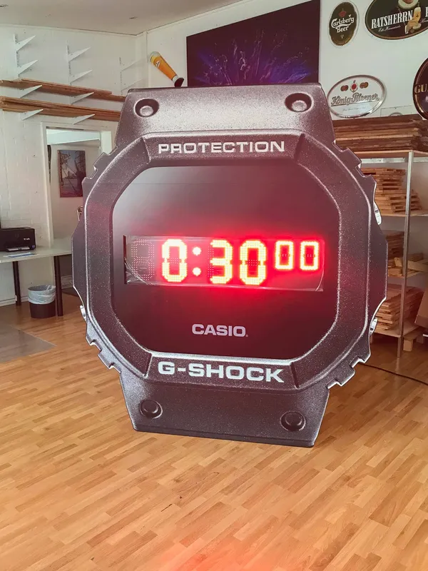 Freistehende LCD Uhr für CASIO G-Shock, als große Stoppuhr für Veranstaltungen