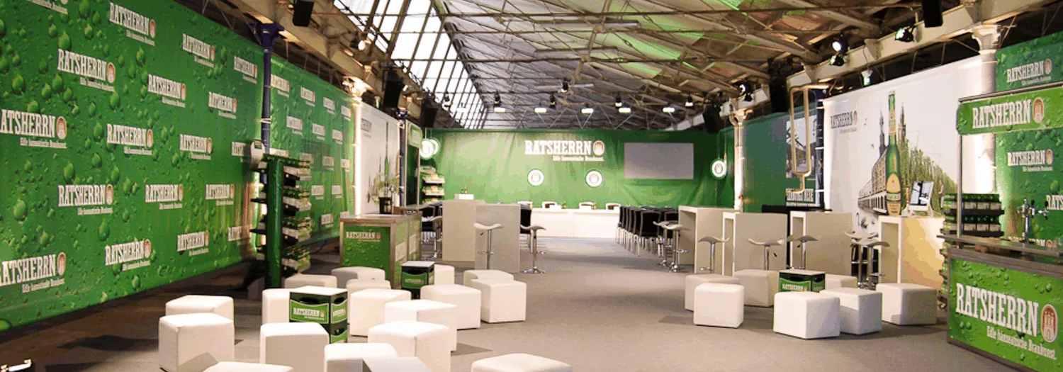 Digitaldruck und Grossformatdruck für Messebau und Werbeanlagen.